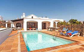 Villa Nikki Puerto del Carmen